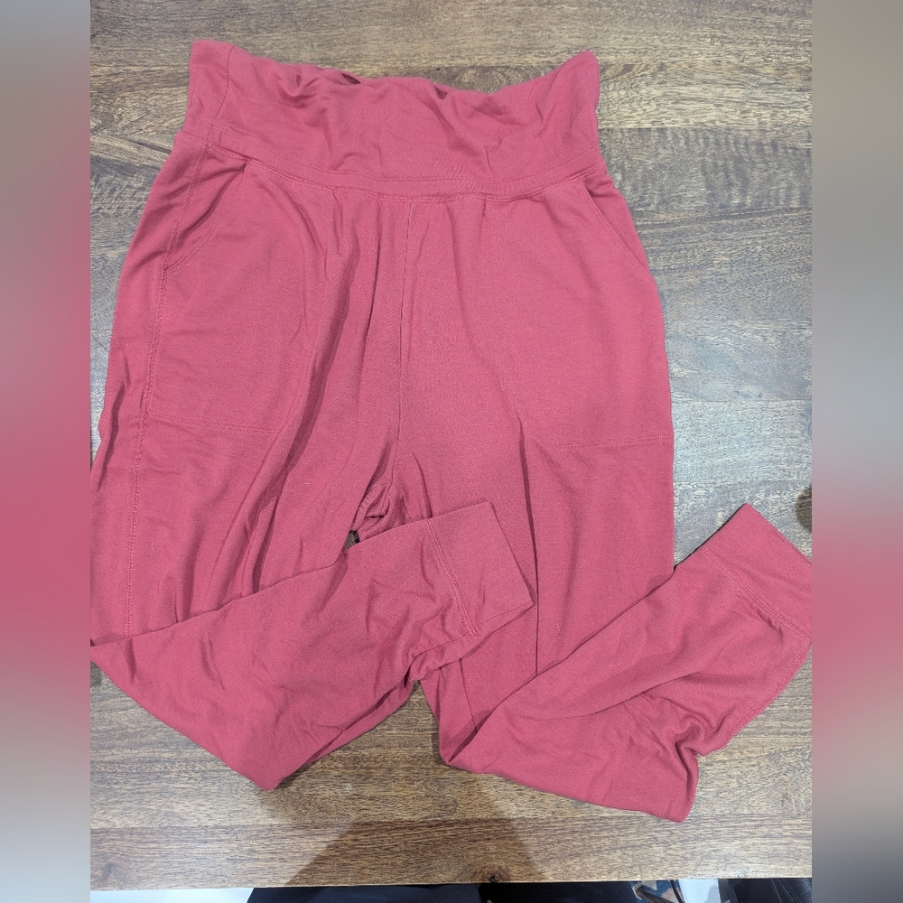 Old Navy Active Coral Joggers